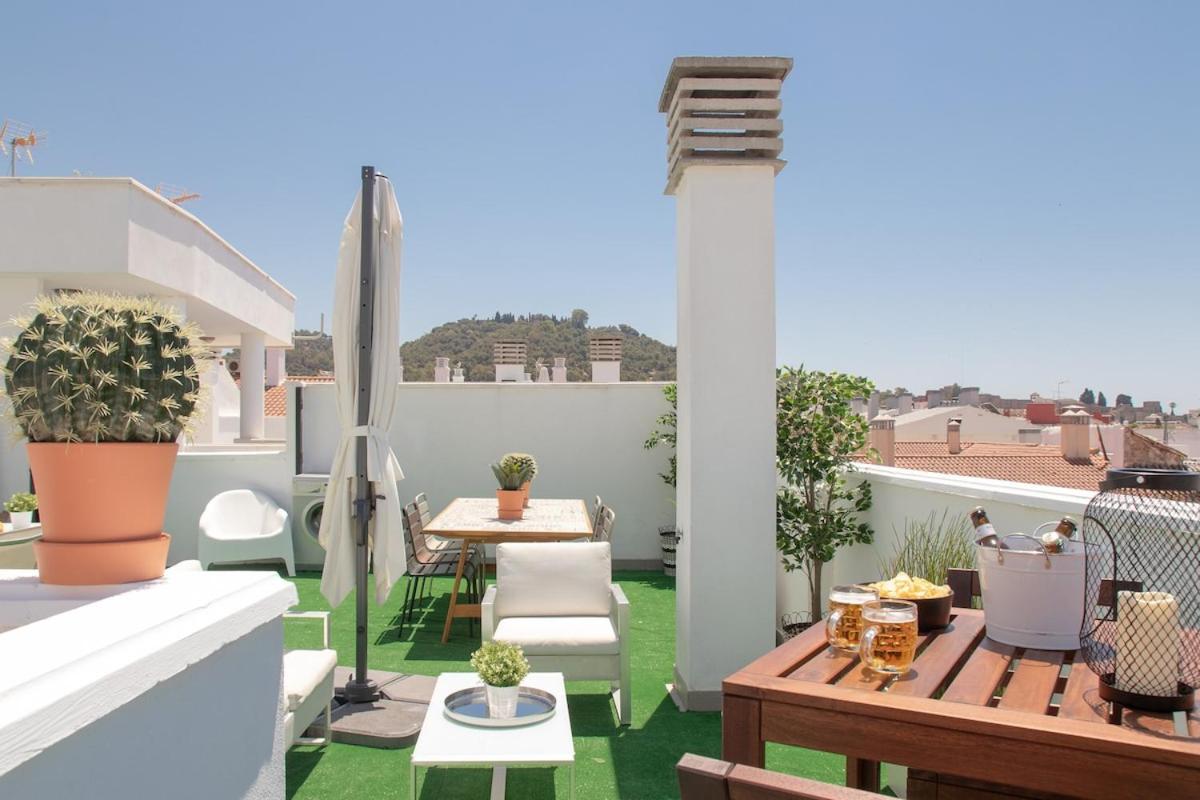 C56 - Studio With Amazing Terrace In The Centre Málaga Exterior foto